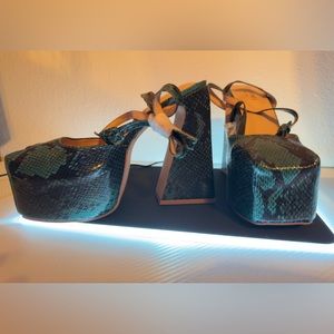 2 pair of Simmi London block heel platforms size 8